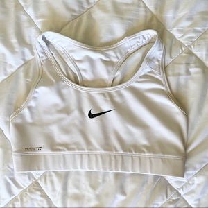 Nike Sports Bra White